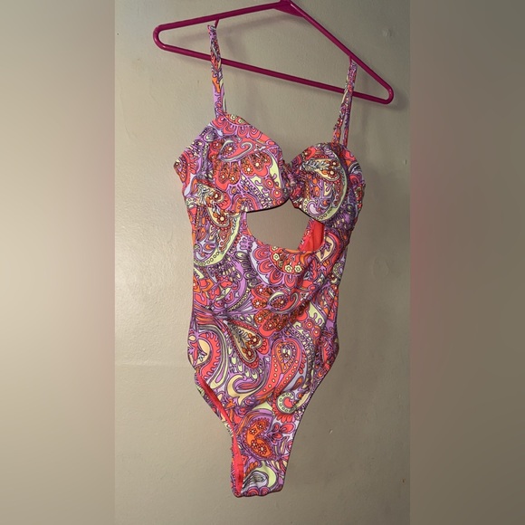 Jessica Simpson Vivid Colored One-Piece(Paisley styled) - Picture 2 of 6